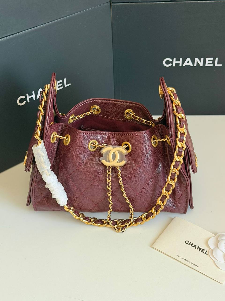 Chanel
Master🌺
270 dhs✅

Zain134
♥️♥️♥️