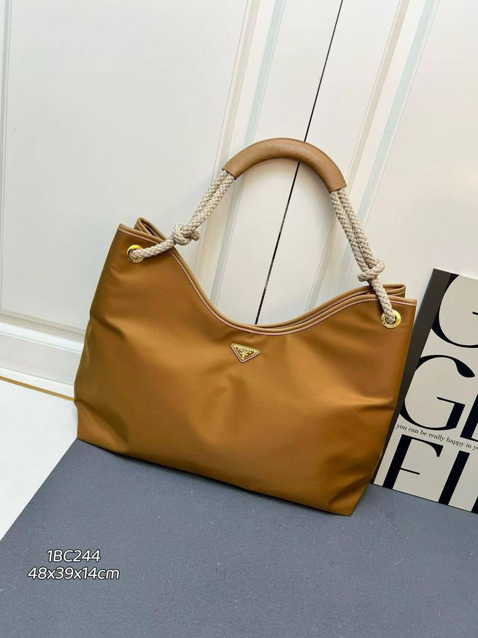 Prada
Master
💕💕
48cm💕 
320 dhs❣️

Zain228
♥️♥️♥️