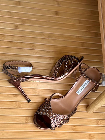Aquazzura
Super Master
 𝗦𝗶𝘇𝗲 𝟯𝟲 𝘁𝗼𝗼 𝟰𝟮
470 dhs🌺
𝗛𝗲𝗲𝗹 : 𝟴𝗰𝗺

Zain178
♥️♥️♥️