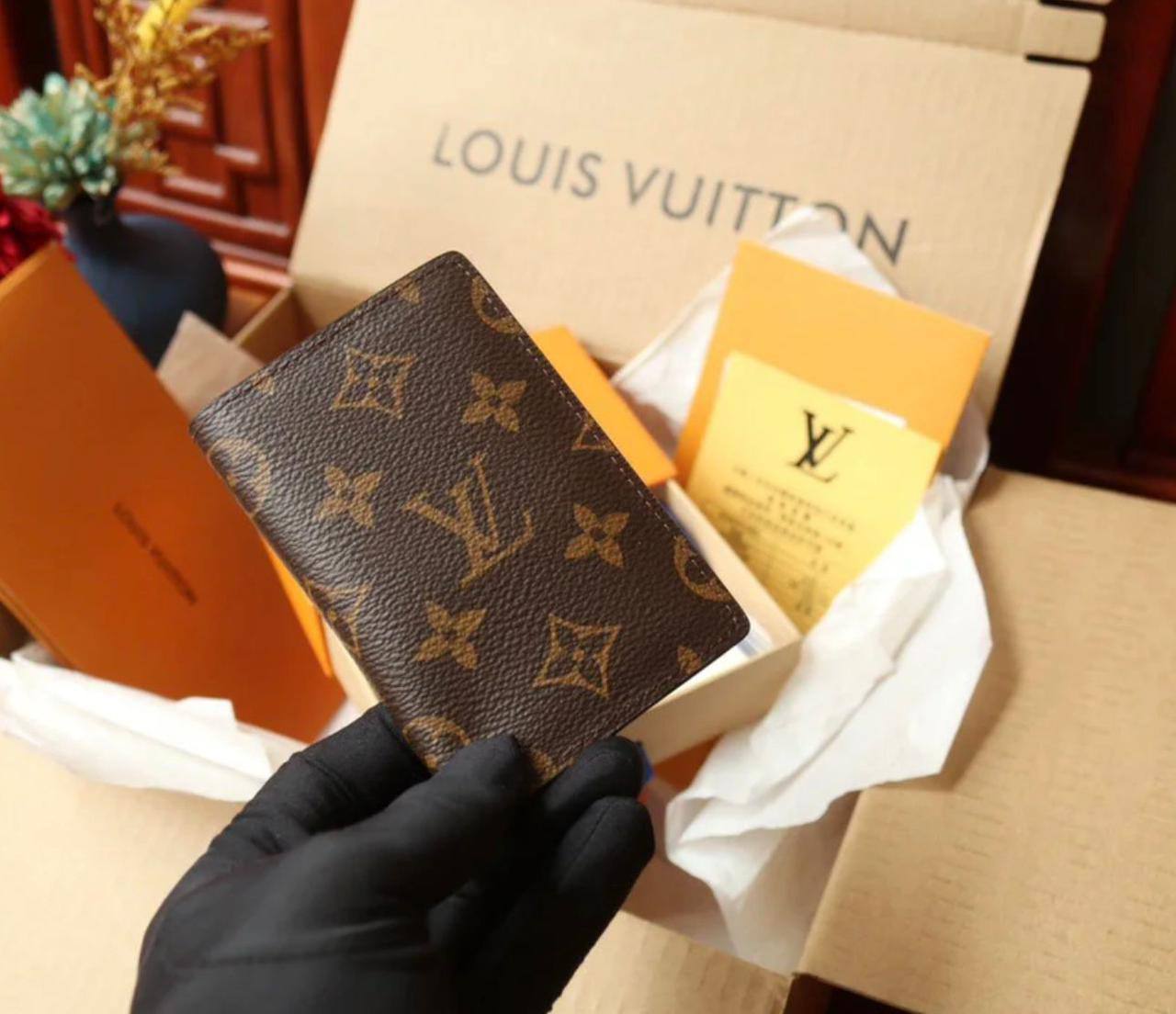 LV Wallet 
Super Master Quality
110 dhs🇦🇪🇦🇪

Zain33
♥️♥️♥️