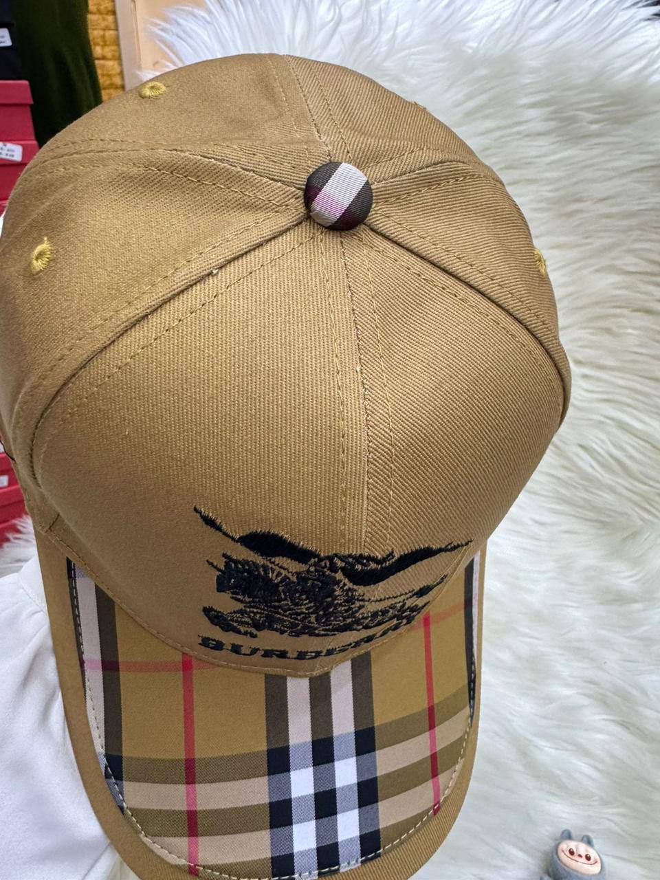🧢 Brand caps
1️⃣ First  Quality 
Size：56 ~ 60 cm
45 dhs🇦🇪

Zain115
♥️♥️♥️