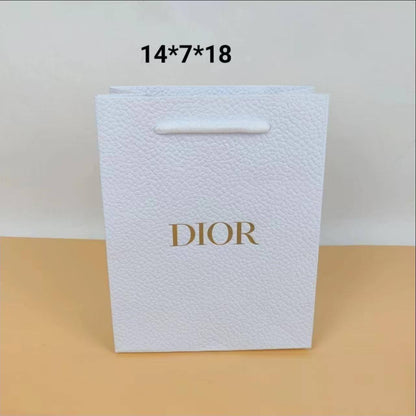 Master Paper Bags
For Small Boxes
10 dhs❣️

Zain24
♥️♥️♥️