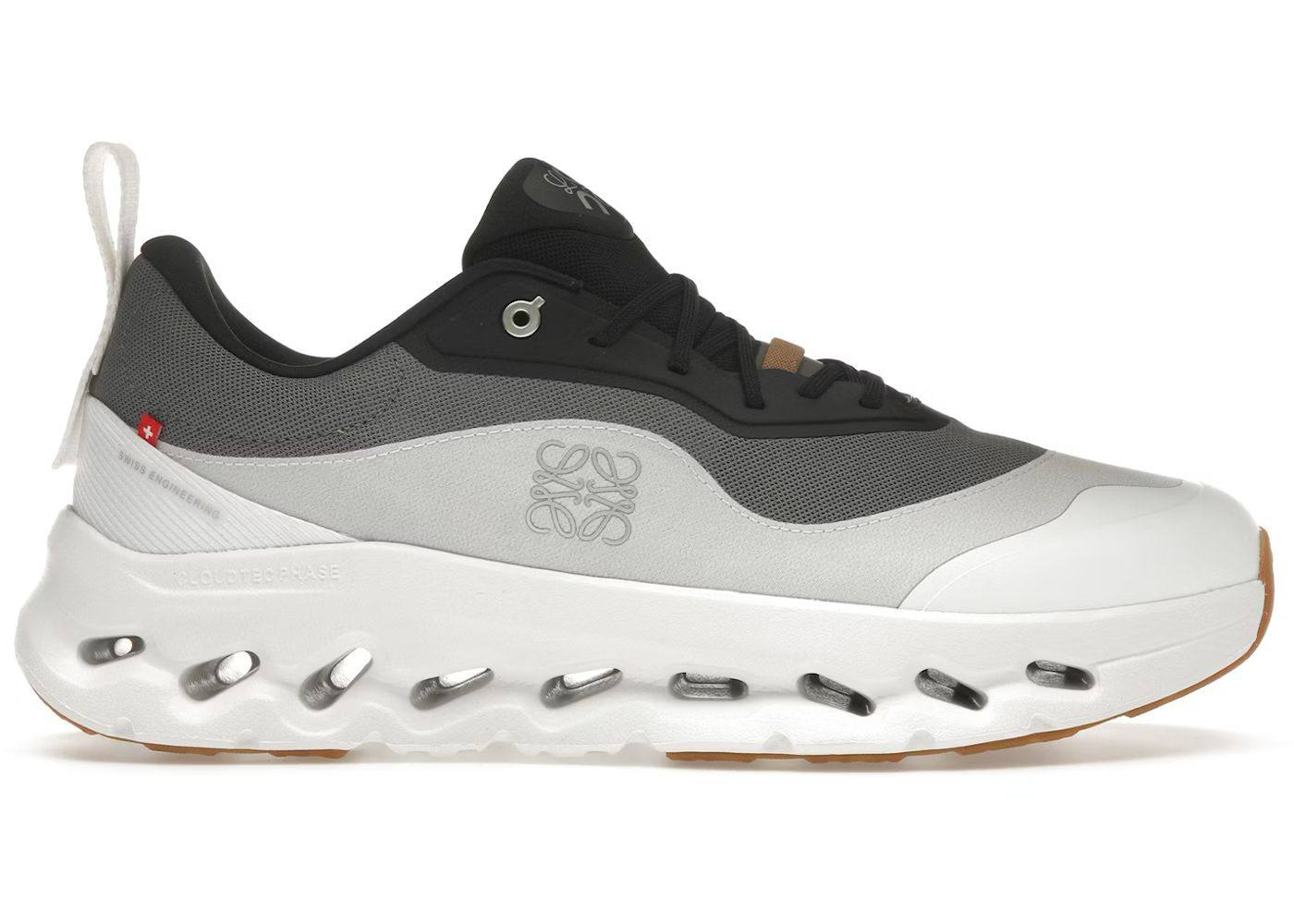 On Running x Loewe Cloudtilt 2 "Black/White"🖤🤍
40-45 AVAILABLE  🤩
220 dhs🪙🌨️

Zain242
♥️♥️♥️