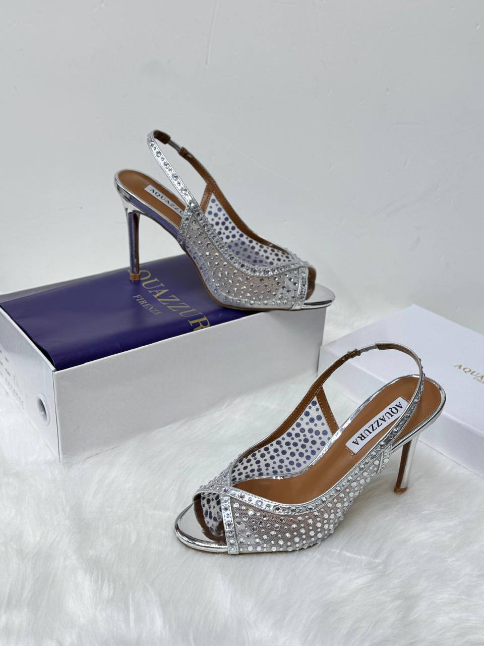 AQUAZZURA 
Restock✅
Size 36 to 41
125 dhs🪙🌨️

Zain21
♥️♥️♥️