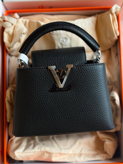 LV

For Price 👇 WhatsApp✅
0568585901 
0507557372
0552275751 Owner Zain 👌

ZainETAG 4
♥️♥️♥️