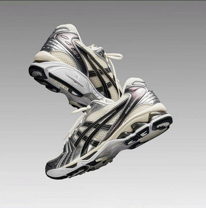 GEL-Kayano 14 "Metallic Plum" 
36-45 AVAILABLE🤩
220 dhs🪙💚

Zain242
♥️♥️♥️