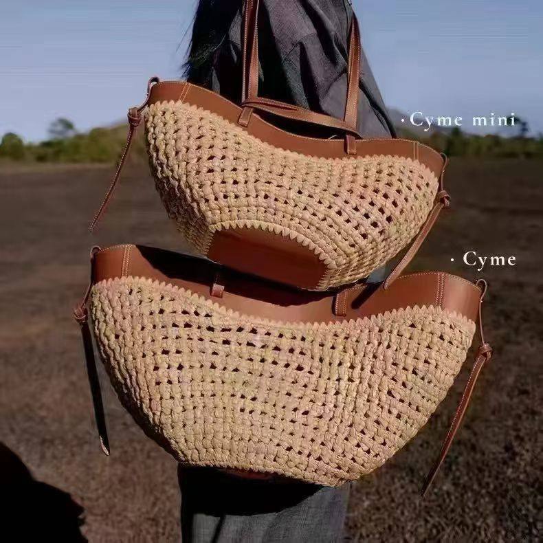 Polene Beach Bag🙋🏻‍♀️💕 
Master🌺🌺
Small 🫶🏼🫶🏼 260 dhs✅
Big🫶🏼🫶🏼 270 dhs✅

Zain297
♥️♥️♥️