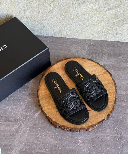 CHANEL 💫😍
SuperMaster Quality 💯
450 dhs✅
Size: 36-41 💥

Zain171
♥️♥️♥️