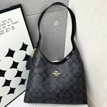 Coach
65 dhs💓

Zain232
♥️♥️♥️