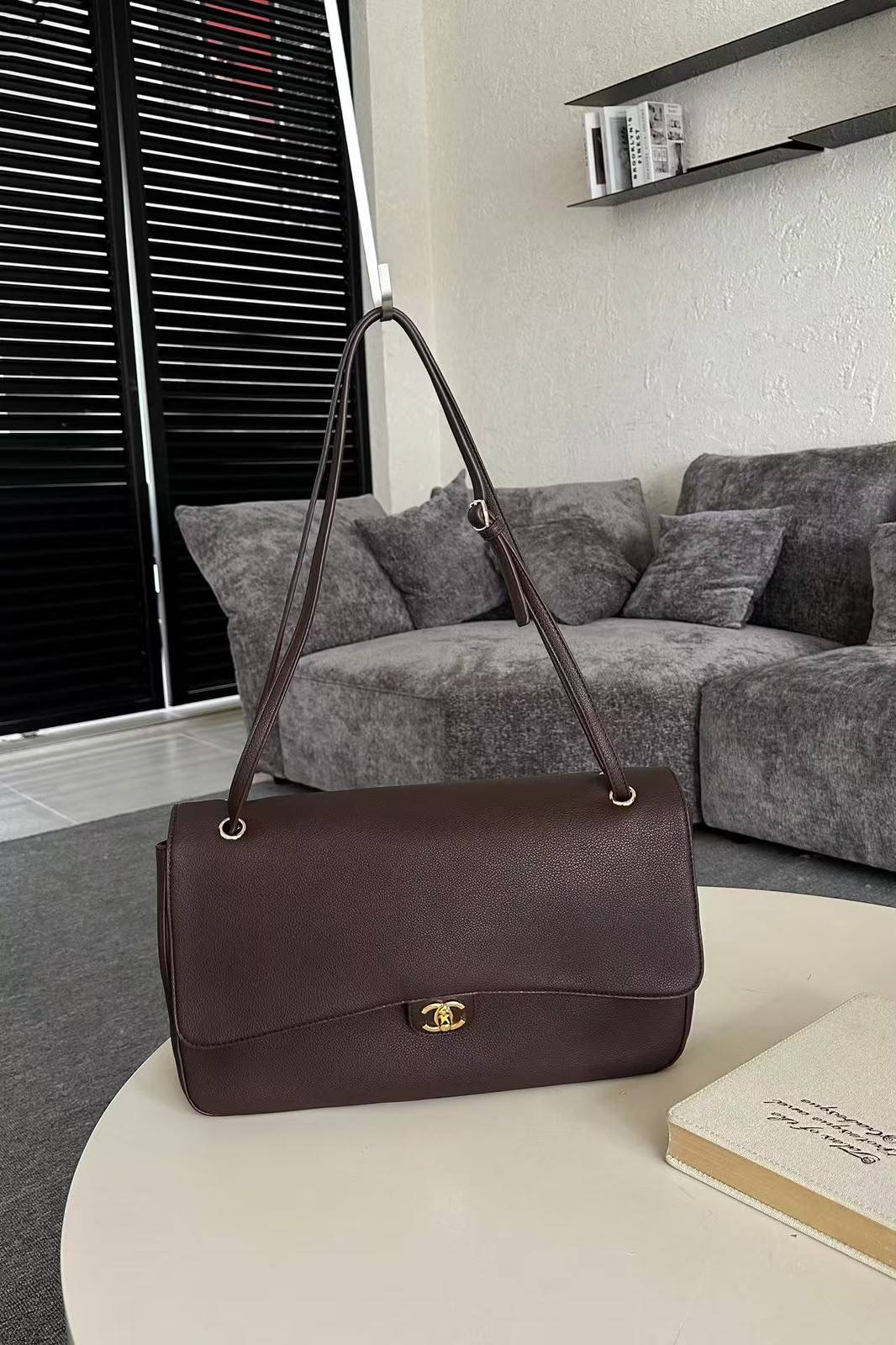 Chanel

120 dhs

33 cm

Zain143
♥️♥️♥️
