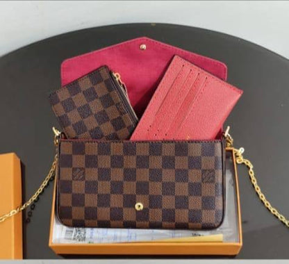 LV
75 dhs🇦🇪🇦🇪
high quality 
With box

Zain26
♥️♥️♥️