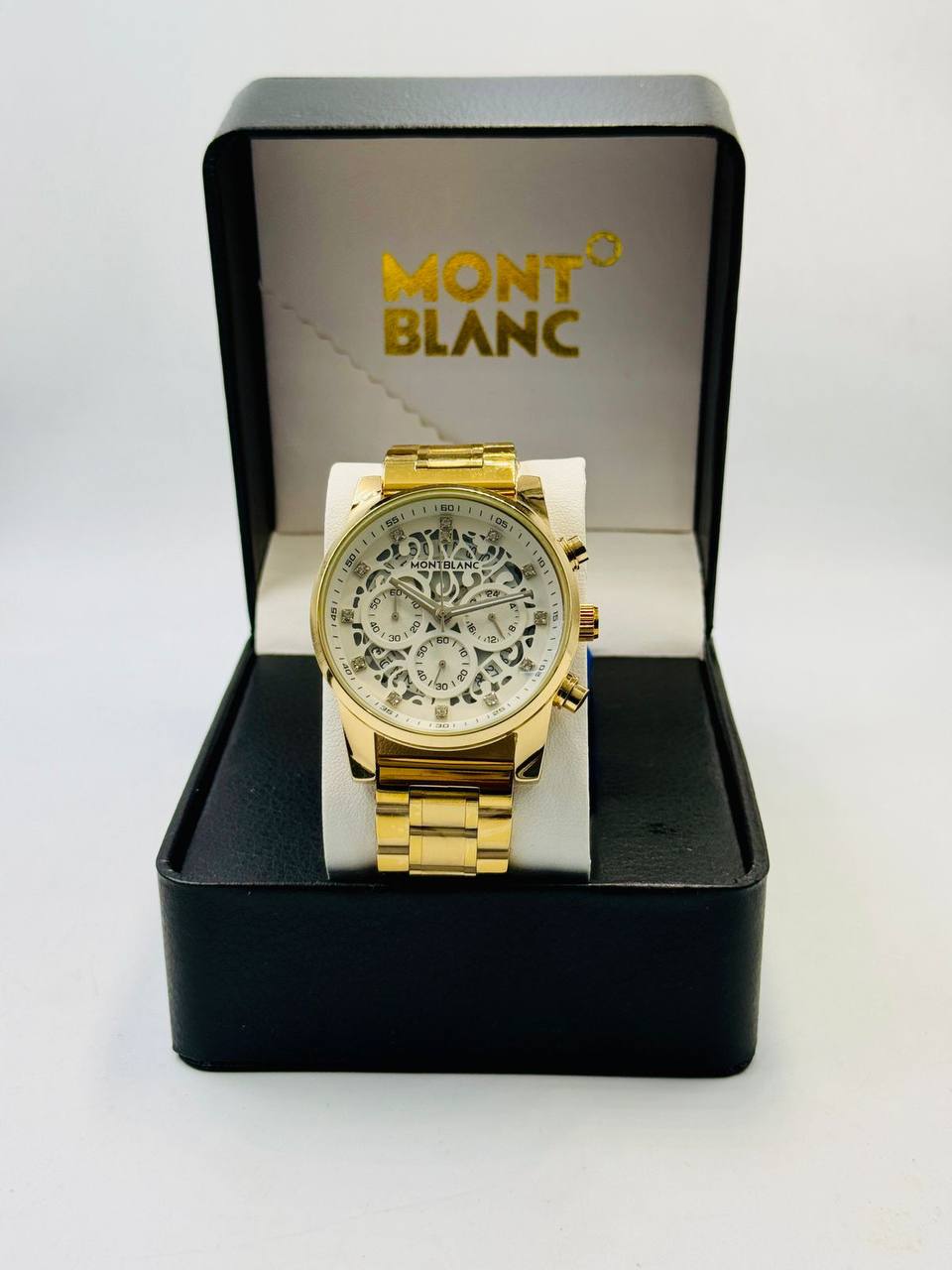 Mont blanc Men
*Chronograph working*🔥
*Offer price 
65 dhs🪙💕

Zain08
♥️♥️♥️