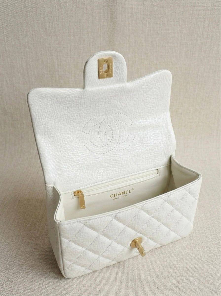 Chanel

Quality 

Withbox

100DHS🇦🇪🇦🇪🇦🇪

Zain50
♥️♥️♥️