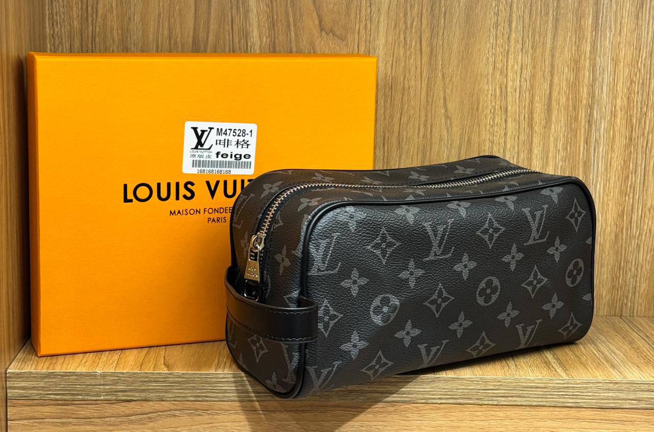 LV
Best quality with box’s 
75 dhs✅
size 25 cm

Zain290
♥️♥️♥️