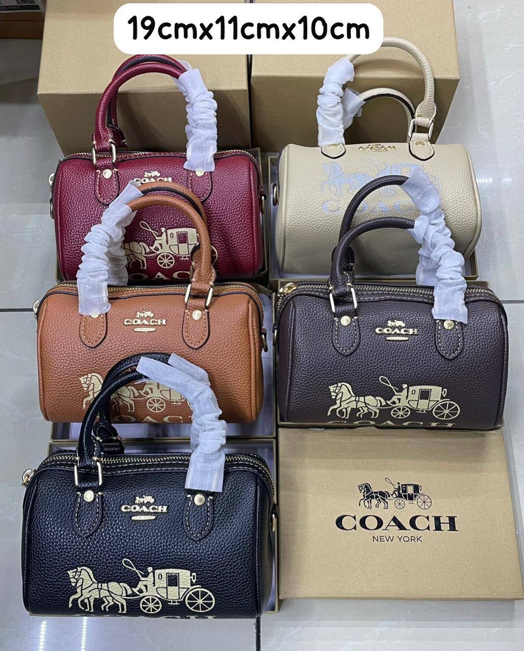 Coach
95 dhs✅

with box
🎁🎁🎁

Zain72
♥️♥️♥️