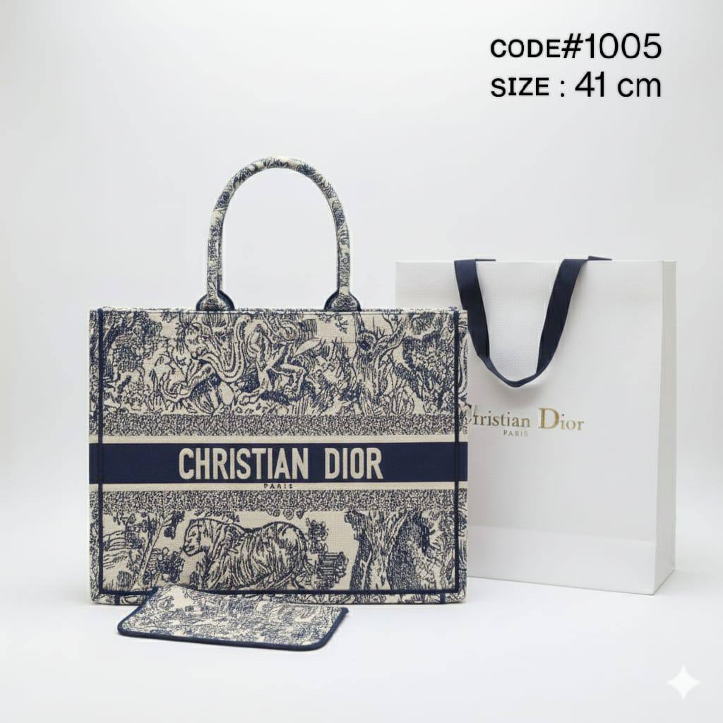 CHRISTIAN DIOR
ʙᴏᴏᴋᴛᴏᴛᴇ ᴄᴀɴᴠᴀs ᴍᴀᴛᴇʀɪᴀʟ
ᴡɪᴛʜ ᴘᴜʀsᴇ ᴢɪᴘᴘᴇʀ
sɪᴢᴇ : 41 cm

105 dhs❣️

Zain31
♥️♥️♥️