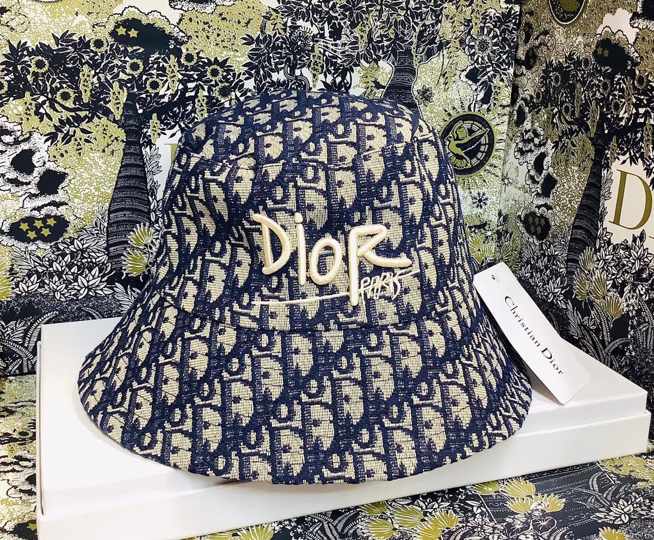 HAT
60 dhs✅

Zain93
♥️♥️♥️