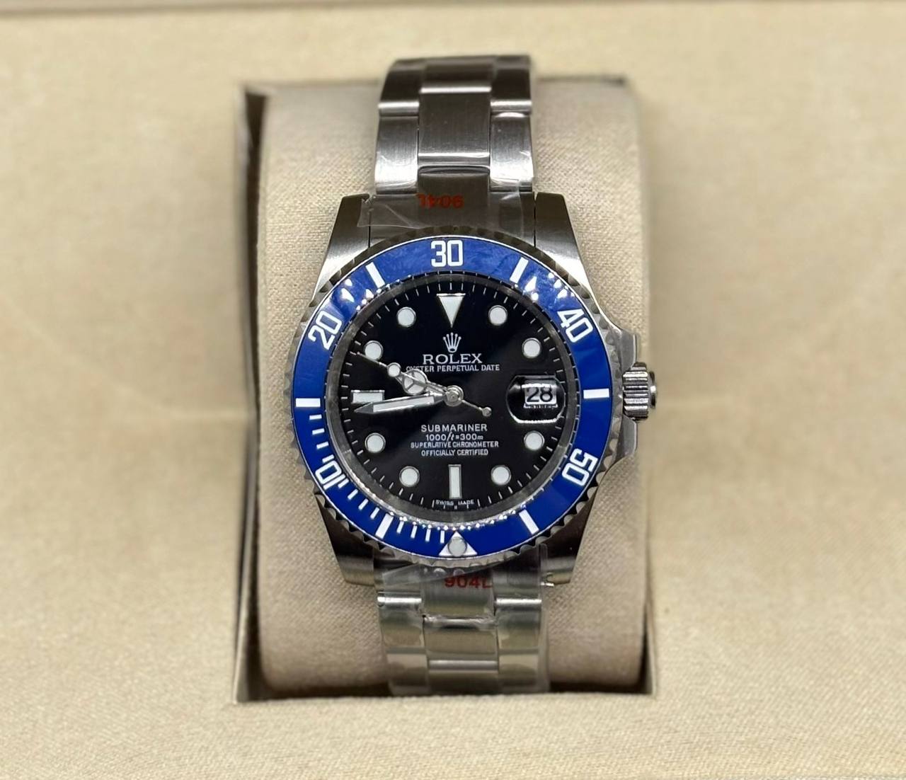 Rolex
male moneyautomatic----🌹🌹🌹

260 dhs🇦🇪
____BOX ______❒🎁

Zain108
♥️♥️♥️