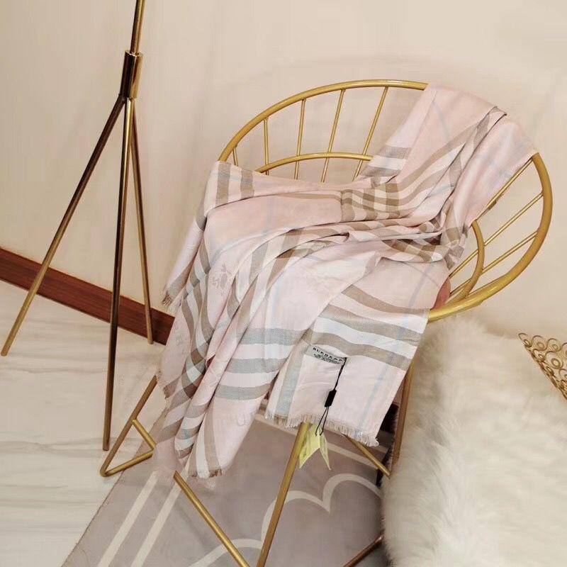 Cotton scarf 
45 dhs🪙💕

Zain93
♥️♥️♥️