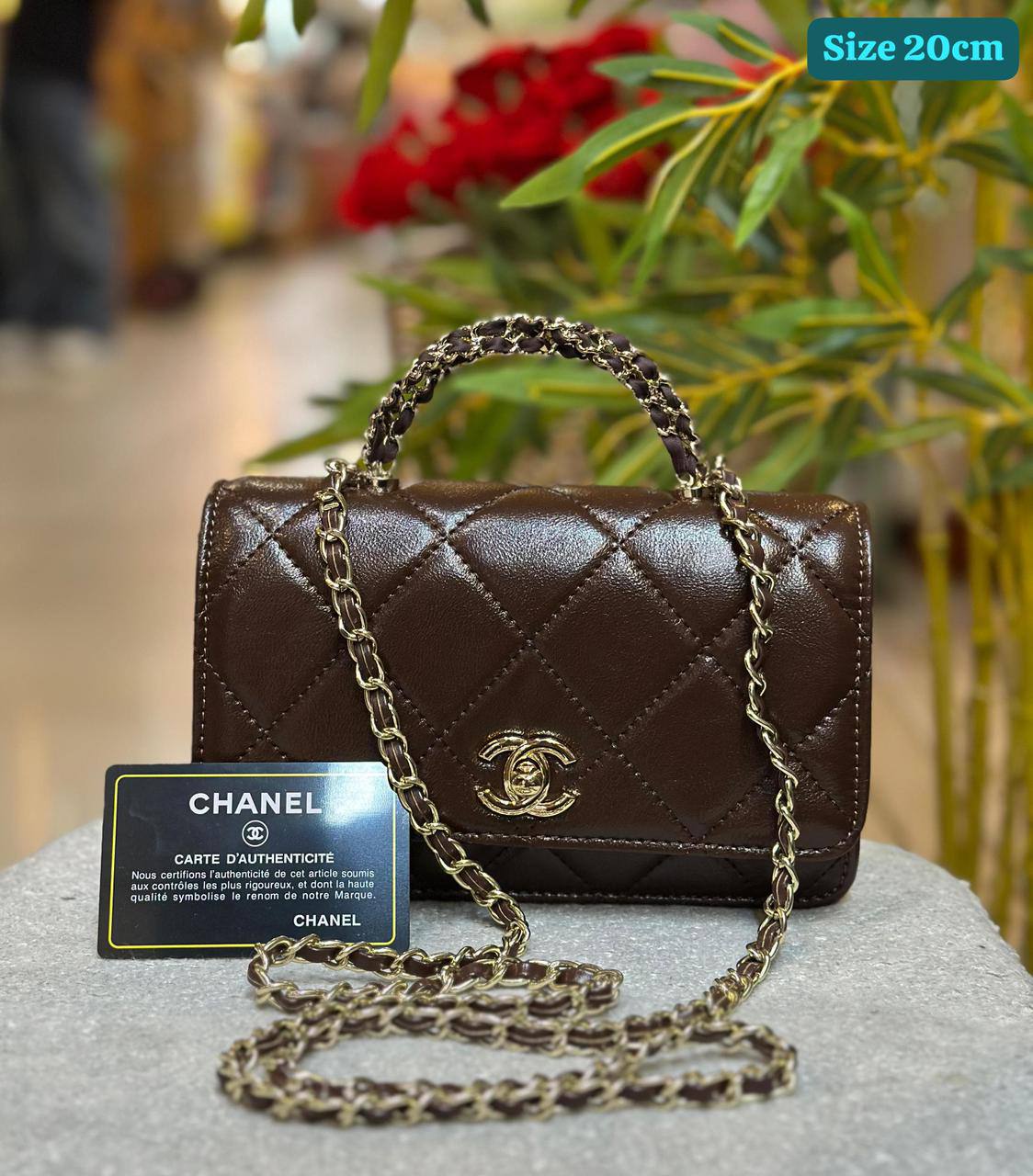 Chanel
Best quality

With box’s
🎁🎁🎁

100 dhs✅
size 21cm

Zain158
♥️♥️♥️