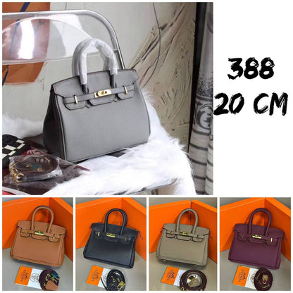 HERMES MINI 
GOOD QUALITY 🌹
90 dhs❤️
WITH BOX 📦

Zain28
♥️♥️♥️