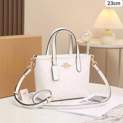 COACH

AVAILABLE 

 WITH BOX 

85 dhs🇦🇪🇦🇪

Zain169
♥️♥️♥️