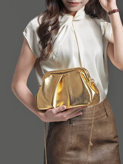 BOTTEGA 

GOOD QUALITY 
WITH BOX 
🎁🎁🎁

90 dhs✅

Zain39
♥️♥️♥️