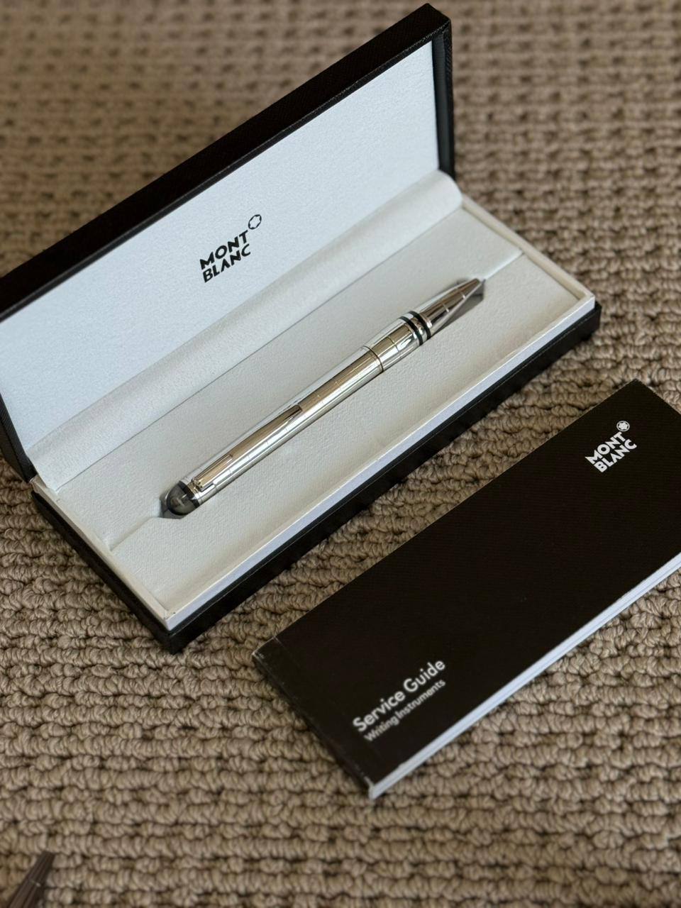 *NEW COLLECTION* 
*PEN 🖊️*
*SUPER MASTER QUALITY*
190 dhs✅

Zain179
♥️♥️♥️