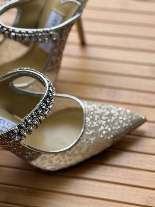 𝙅𝙄𝙈𝙈𝙔 𝘾𝙃𝙊𝙊
𝗦𝗶𝘇𝗲: 𝟯𝟲 𝘁𝗼𝗼 𝟰𝟭 
520 dhs❣️

Zain178
♥️♥️♥️