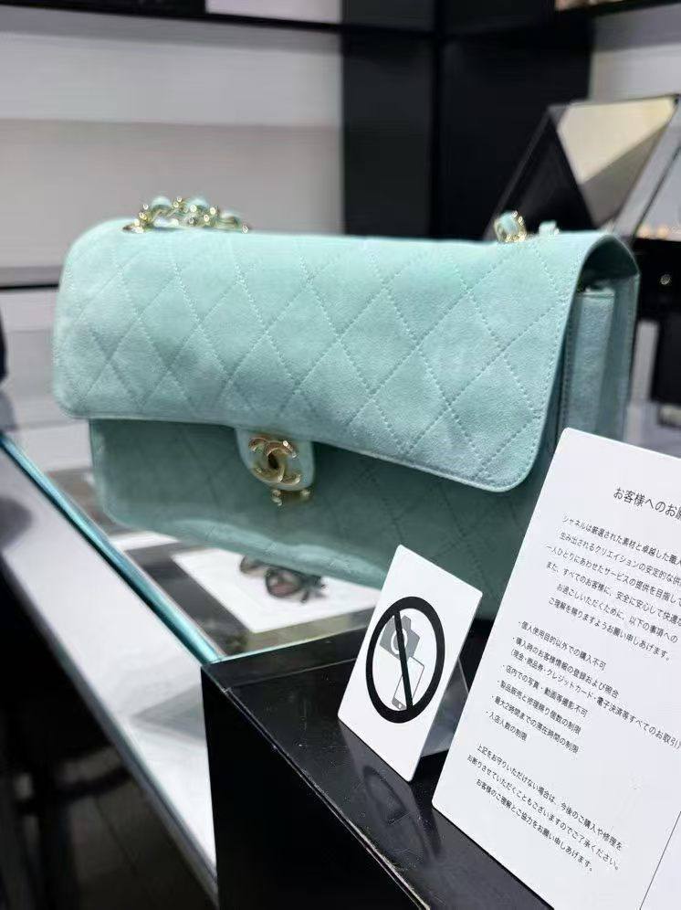 Chanel
Master🌺
32cm🫶🏼🫶🏼 
370 dhs💓

Zain297
♥️♥️♥️