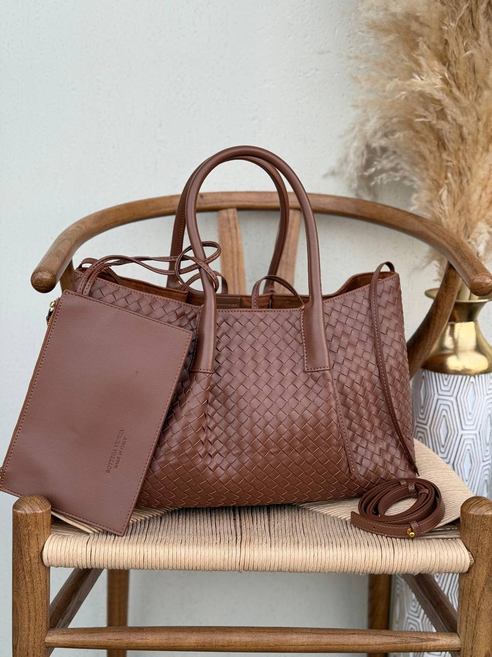 BOTTEGA VENETA
40cm
430 dhs💓
Top quality

Zain167
♥️♥️♥️