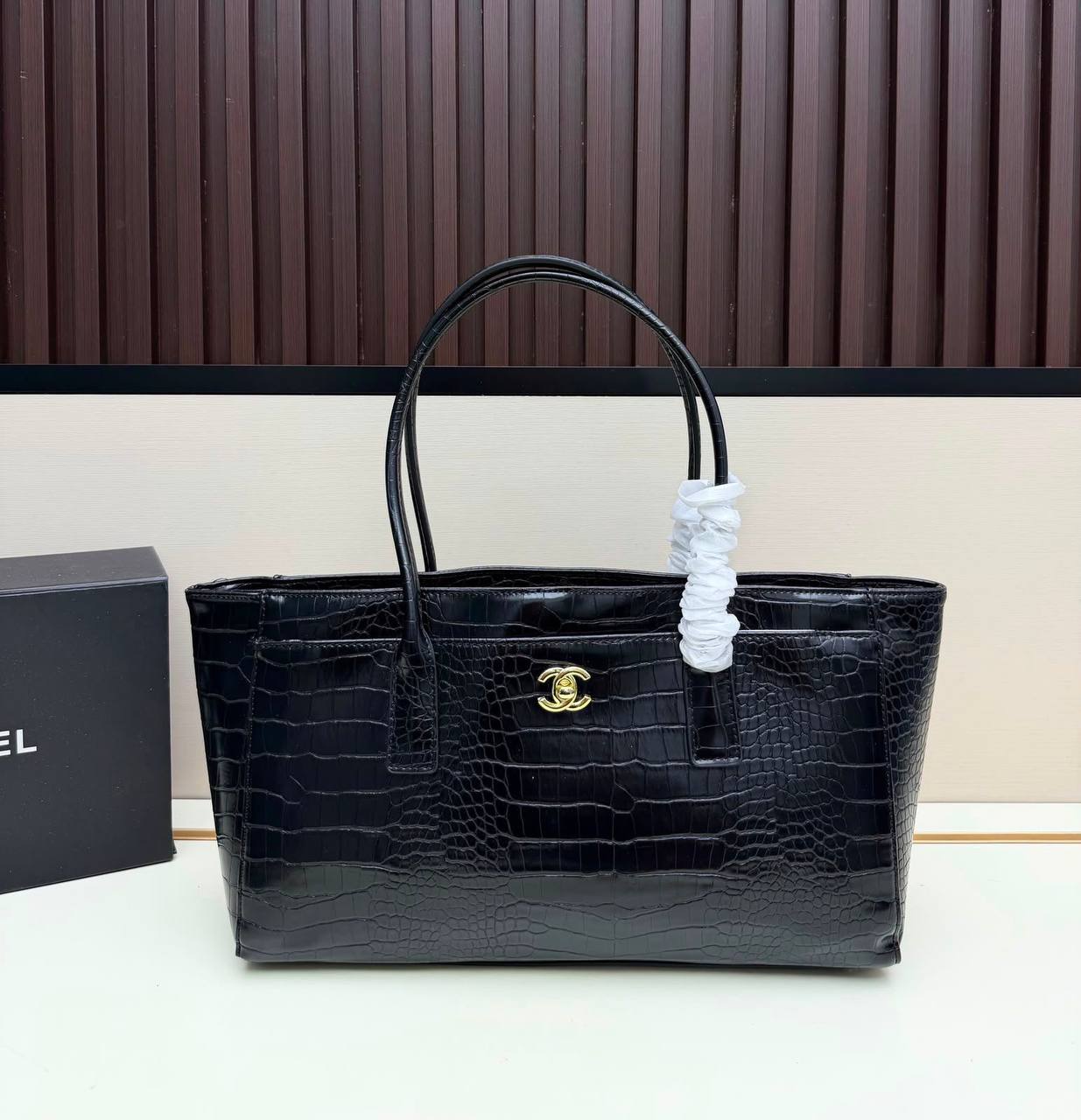 CHANEL 
COPY ONE 
220 dhs🇦🇪🇦🇪
SIZE: 35cm

Zain295
♥️♥️♥️