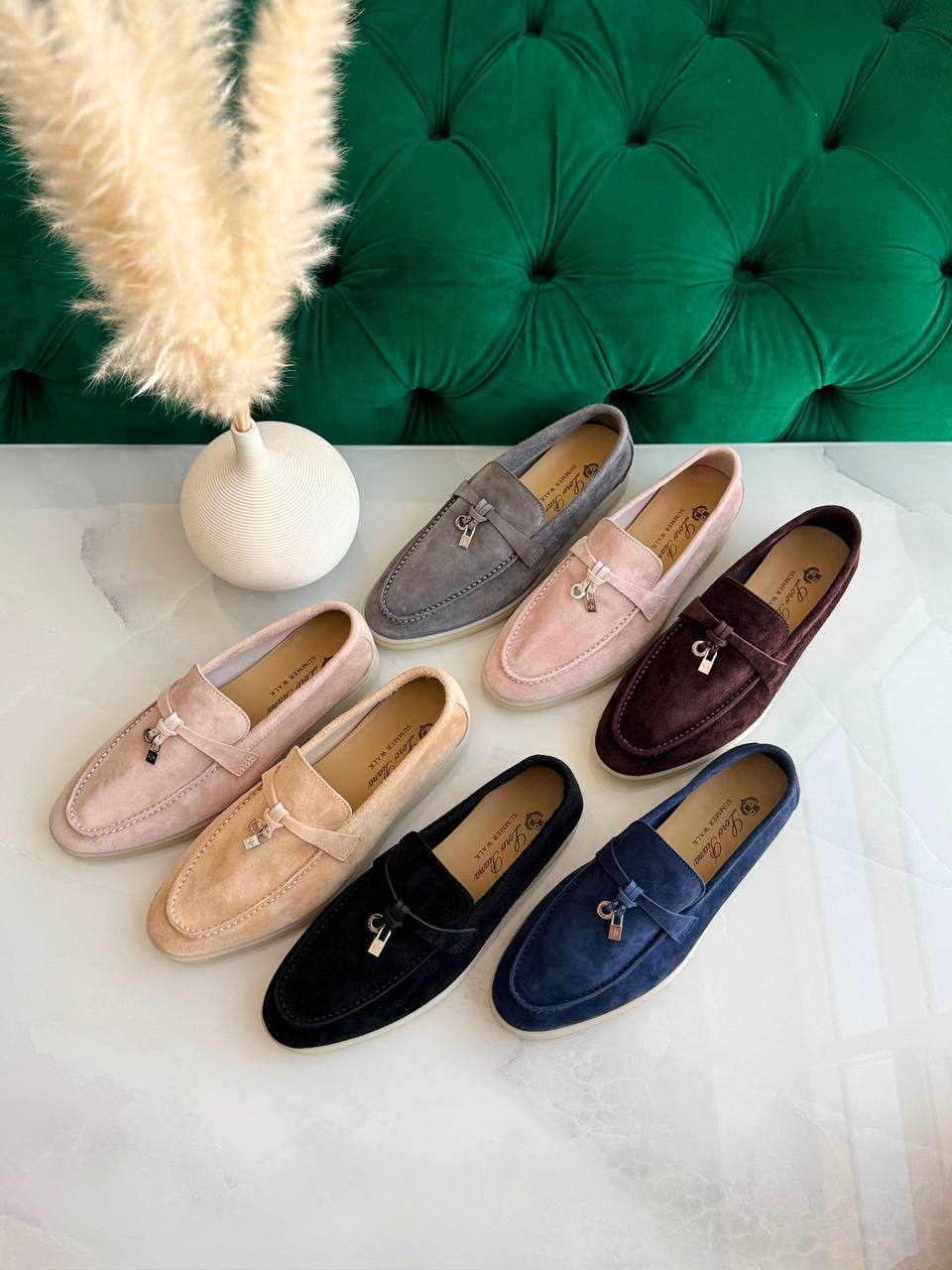 Loro Piana 
Vip quality 
Size:36 to 42
450 dhs🇦🇪🇦🇪

Zain113
♥️♥️♥️