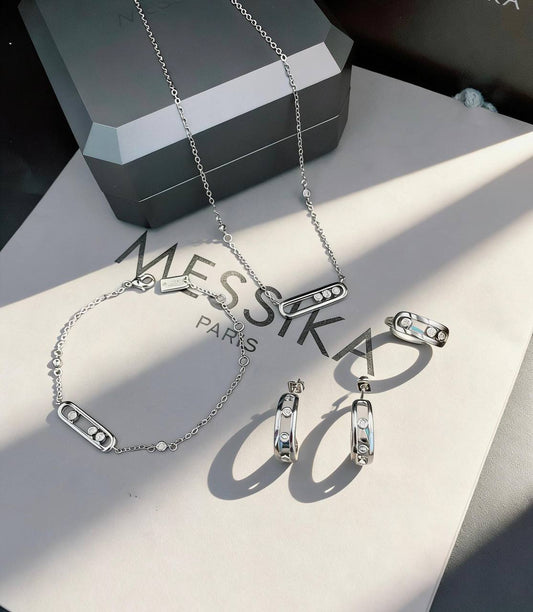 MESSIKA SET 
NECKLACE BRACELET EARRINGS RING WITH BOX AND PAPER BAG🛍️🎁 130 DHS✅

Zain89
♥️♥️♥️