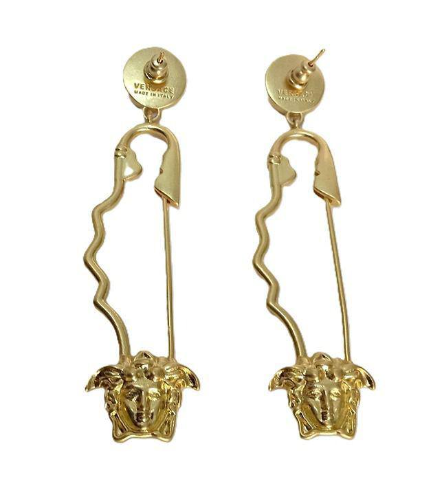 Versace Earrings 💎
Master quality 

*50* AED normal box 📦

Zain48
♥️♥️♥️