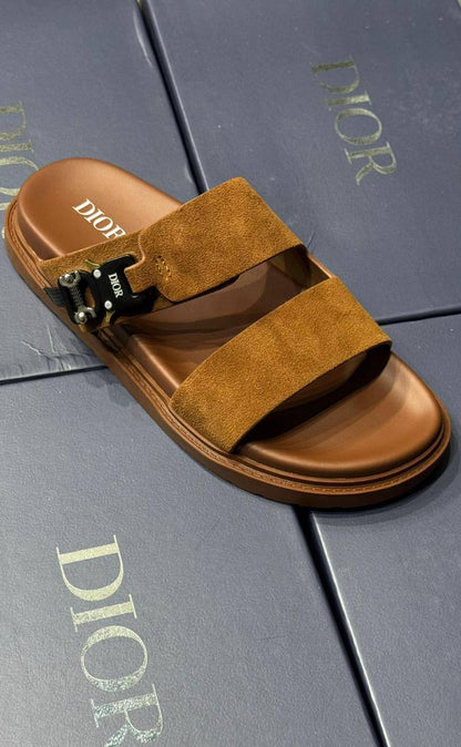 Dior
Size 40-45⚡️
130 dhs💓

Zain183
♥️♥️♥️