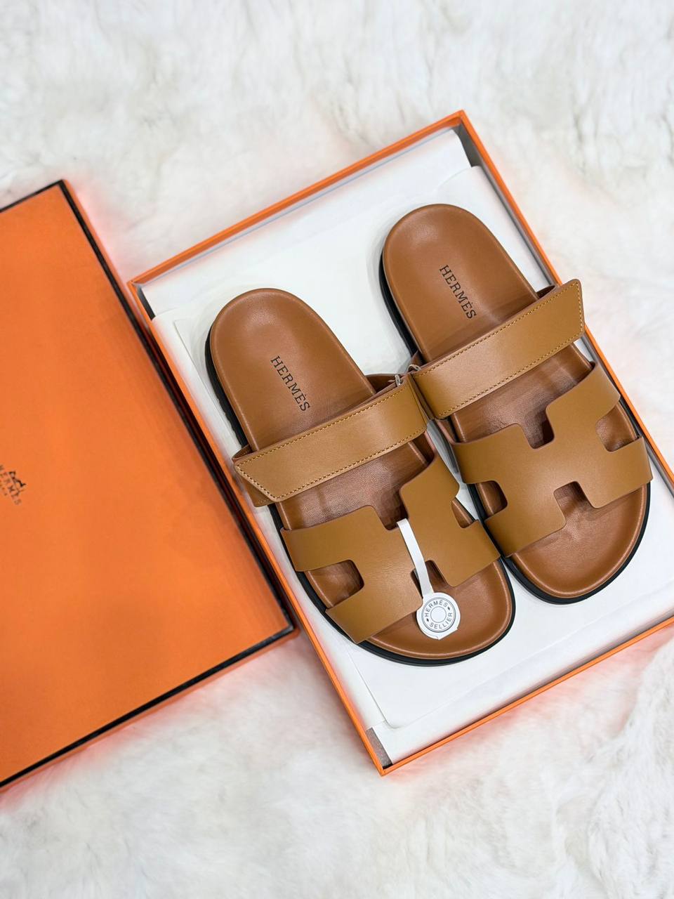 😍 HERMEES 😍

💎 _*VIP QUALITY +A*_ 💎
Size 37 To 41

490 dhs✅

Zain292
♥️♥️♥️