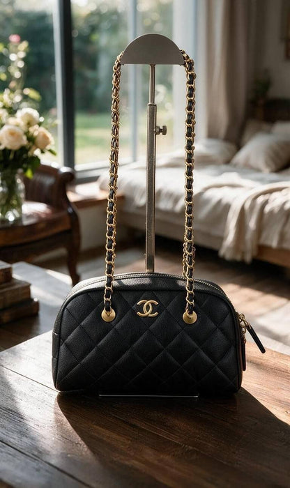 CHANEL

Best quality 
with box

95 dhs🇦🇪🇦🇪🇦🇪

size 21CM

Zain290
♥️♥️♥️
