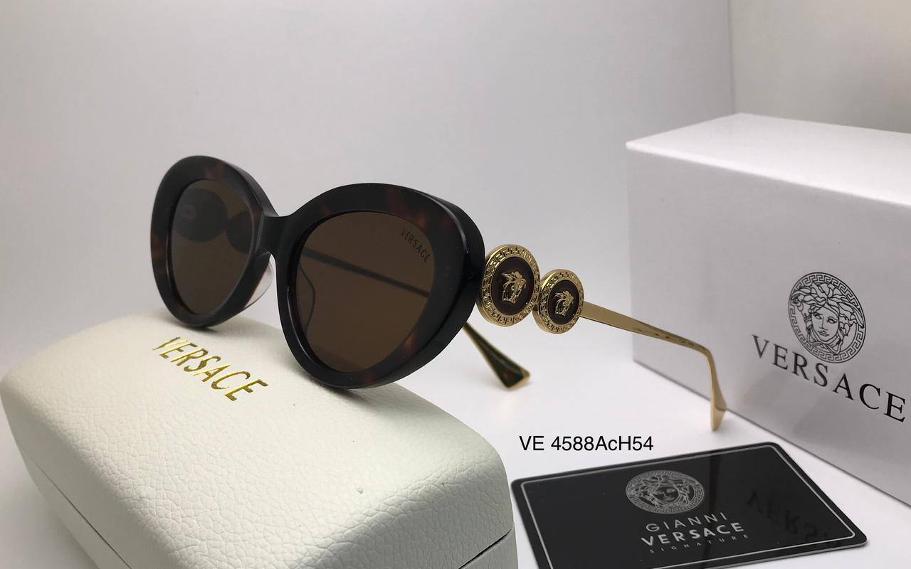 Master quality 
sunglasses 
180 dhs❣️

Zain126
♥️♥️♥️