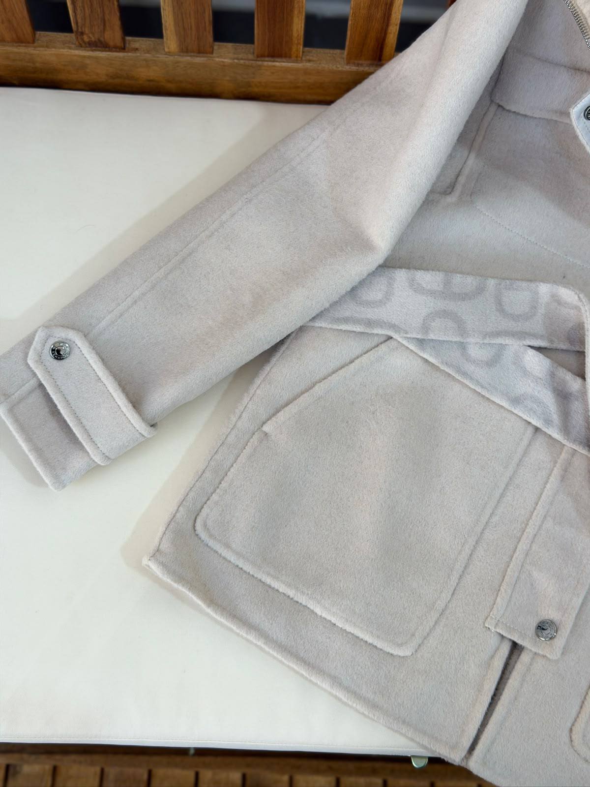 HERMES NEW 

VIP QUALITY

CASHMERE

Size : 36-38-40-42
1200 dhs🇦🇪🇦🇪

Zain287
♥️♥️♥️