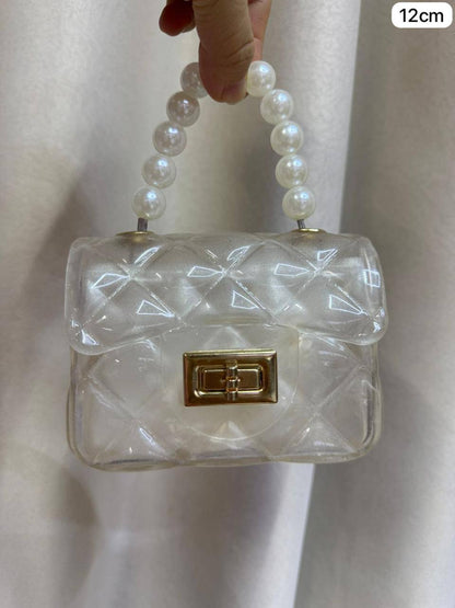 🍒 Fashion mini bag
Size : 12 * 9 cm
20 dhs✅

Zain115
♥️♥️♥️