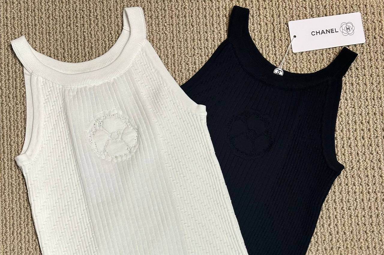 CHANEL
Women’s Top
Master Quality 
SML
230 dhs

Zain276
♥️♥️♥️