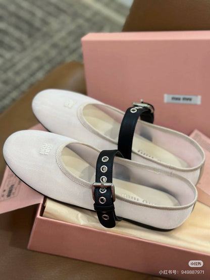 Miu Miu Ballet
Size 36-41
120 dhs🪙🌨️

Zain145
♥️♥️♥️