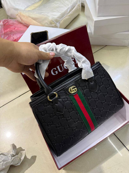 Mixed bags
Gucci
Chanel
Ysl
Dior
Moynat


with box
105 dhs🇦🇪🇦🇪

Zain26
♥️♥️♥️