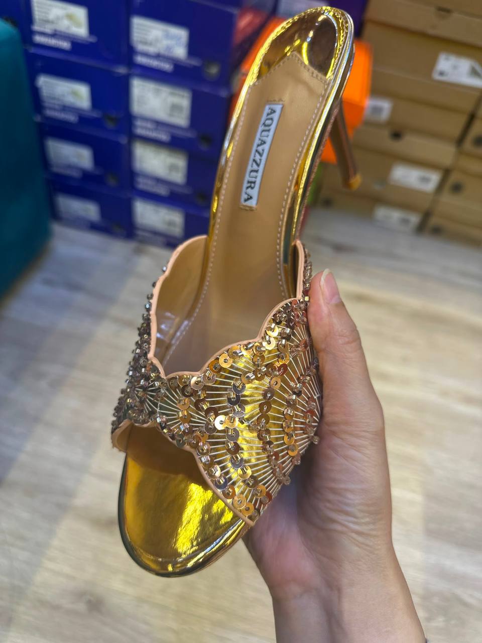 Aquazzura
Size 36-42 
140 dhs✅

Zain132
♥️♥️♥️