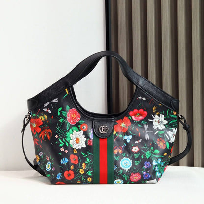 Gucci

290 dhs🇦🇪🇦🇪

Zain153
♥️♥️♥️
