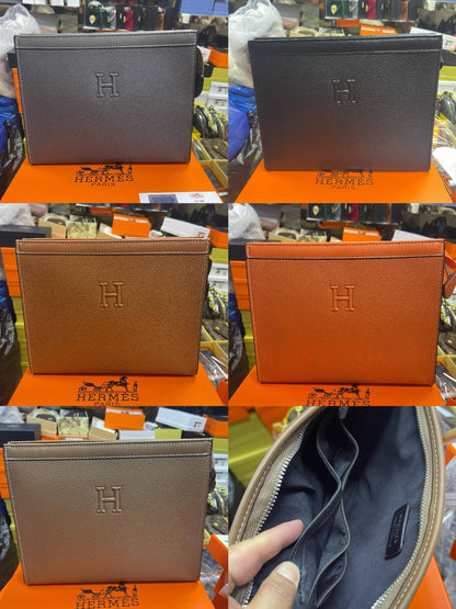 Hermes 
Size: 26cm

With box 
🎁🎁🎁

65 dhs🗽

Zain50
♥️♥️♥️