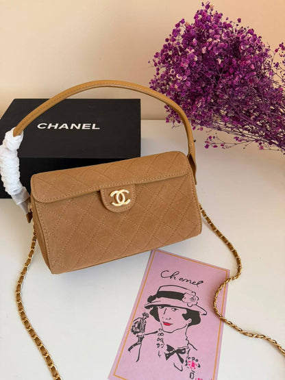 Chanel

270 dhs🇦🇪🇦🇪

Zain134
♥️♥️♥️