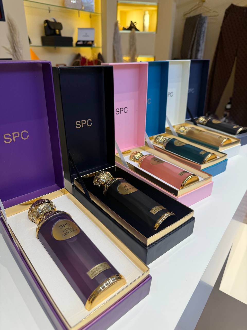 Original perfumes
Long lasting

85 dhs 

Size 200 ml

Zain01

اطلبوها من الوتس المثبت في الأعلى👆🏻👆🏻

تواصلو معنا 👈🏻 Zain 
For order WhatsApp pinned 👆🏻

♥️♥️♥️