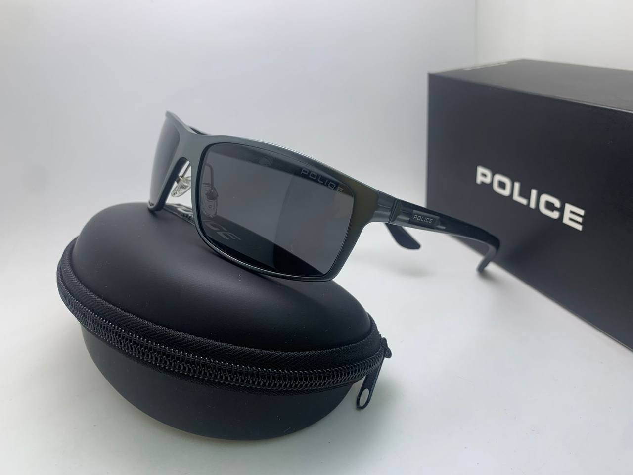 Men’s sunglasses polarized aluminum fream sunglasses 
85 dhs✅

Zain126
♥️♥️♥️